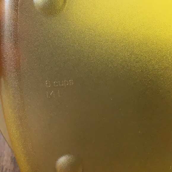 Tupperware Crystal - Picture 3 of 3